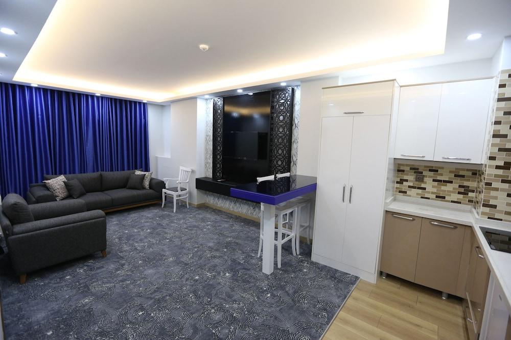 Hotel Random 3*