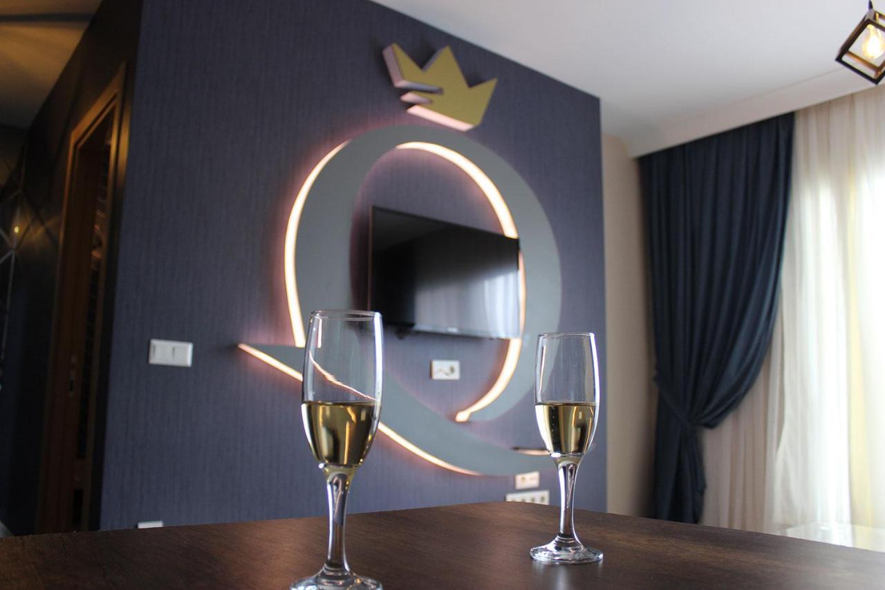Apartment Quars *