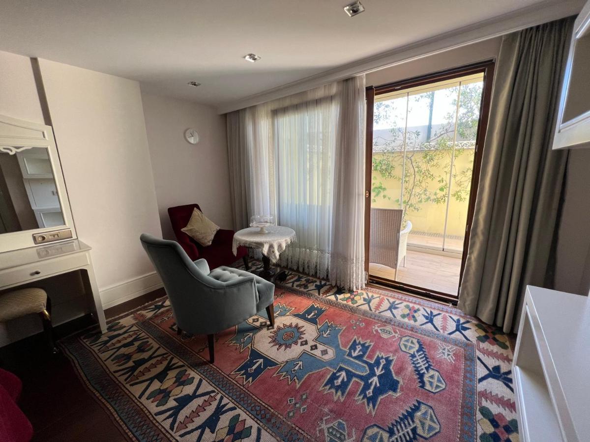 Ada Hotel