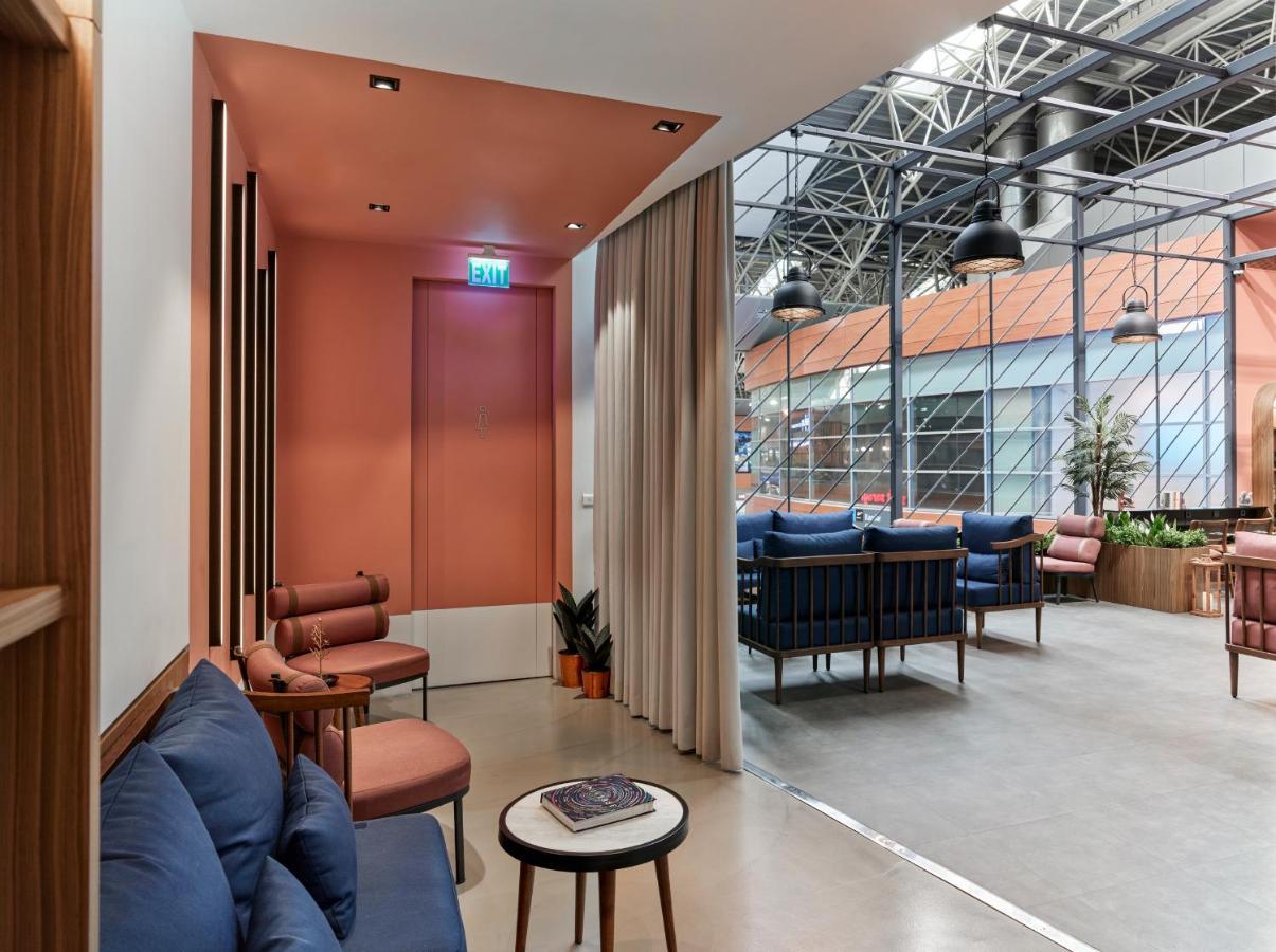 Kepler Club Sabiha Goekcen Airport - International Transit Area Capsule hotel