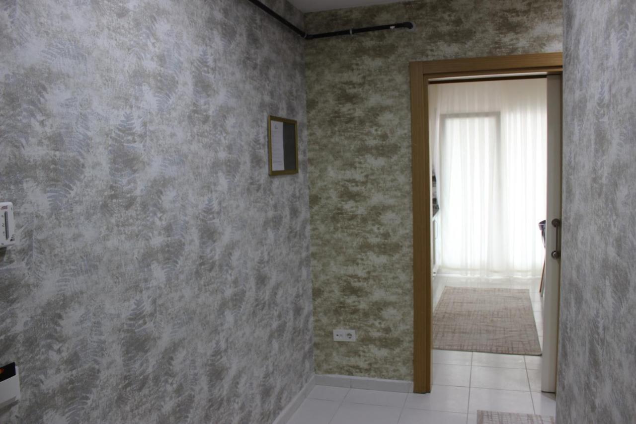 Quars Apartment *