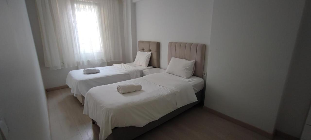 Sunset Apartment *