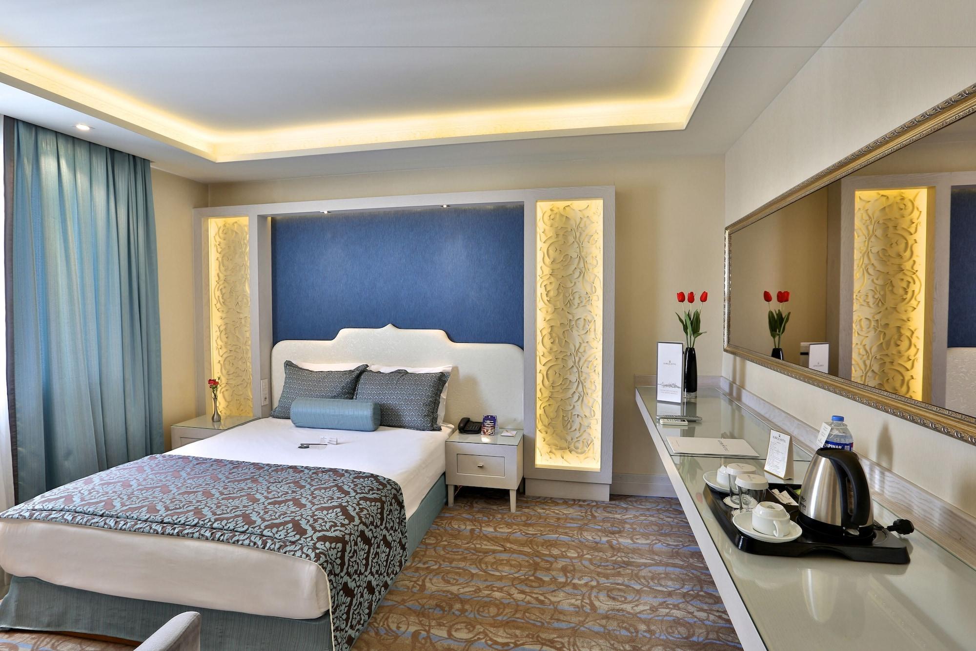 Hotel Zurich 4*