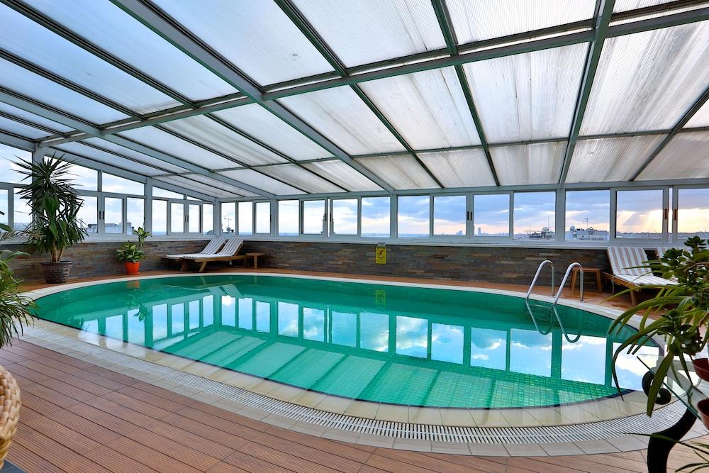Zurich Hotel 4*