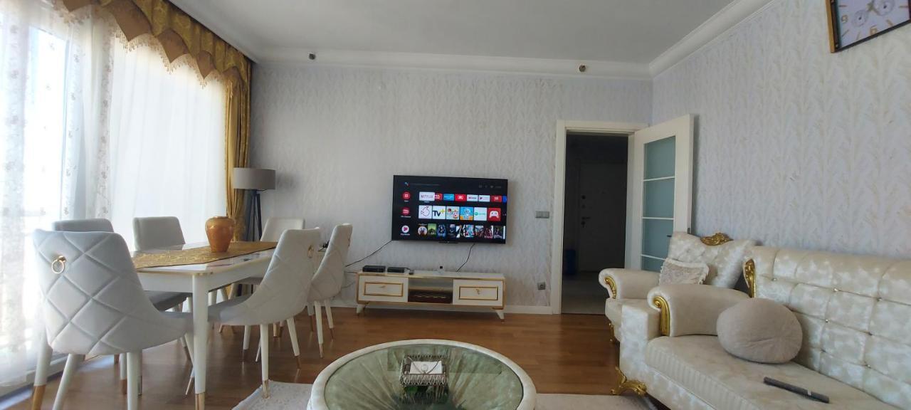 Beylikduzu Huzurlu Aile Yasam Sitesi Ful Donanimli Ev Apartamento Istambul