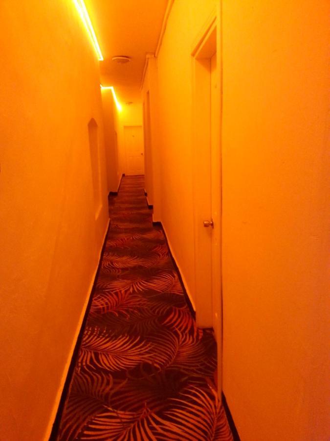 Taxım Hostel *