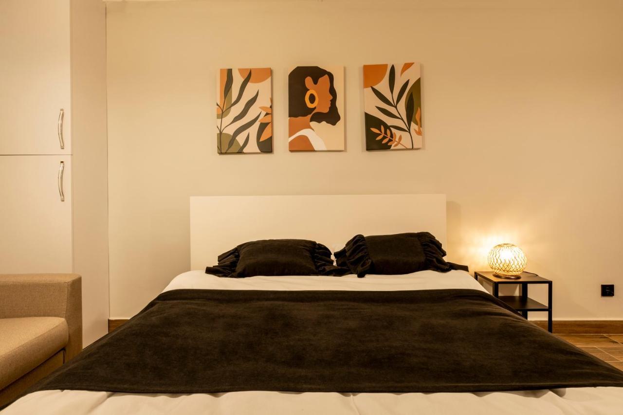 Spacious And Comfy 2br In The Heart Of Cihangir *