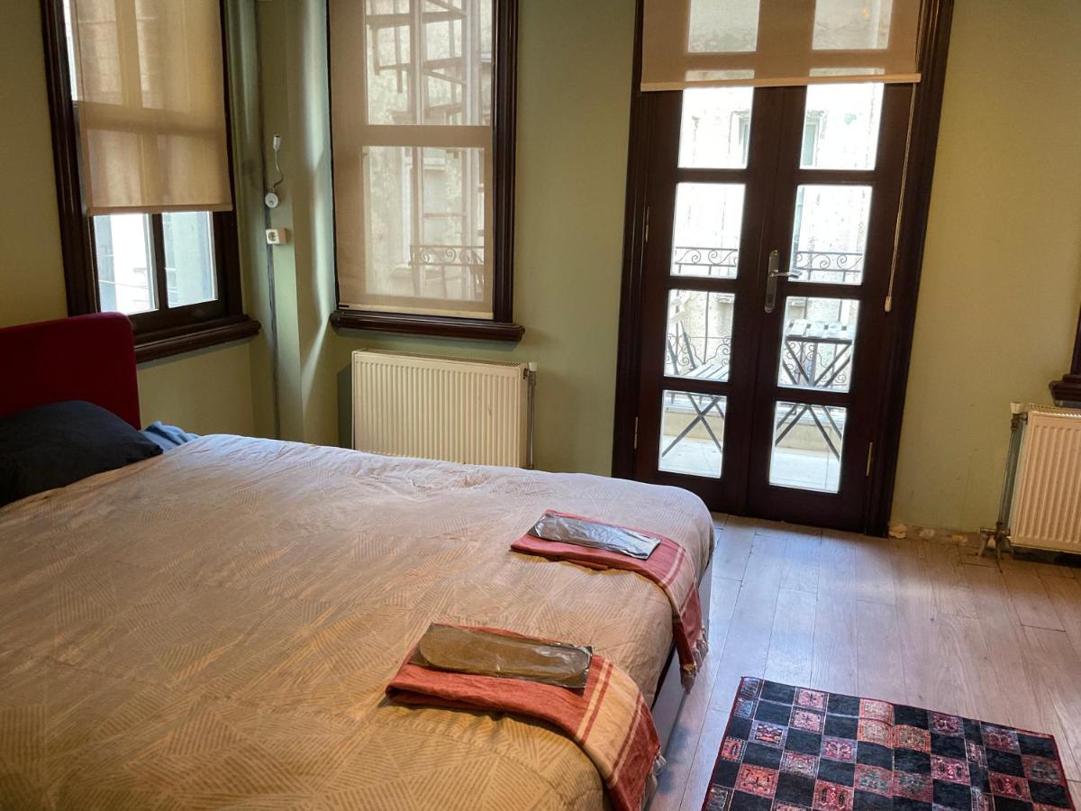 The Hub Hostel *