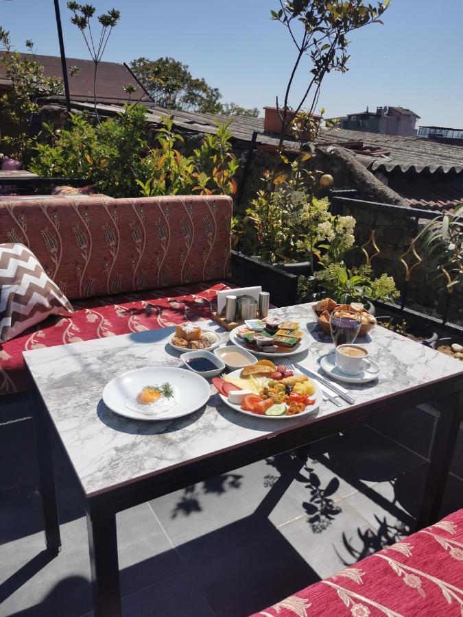 Apple Tree Hotel 3*