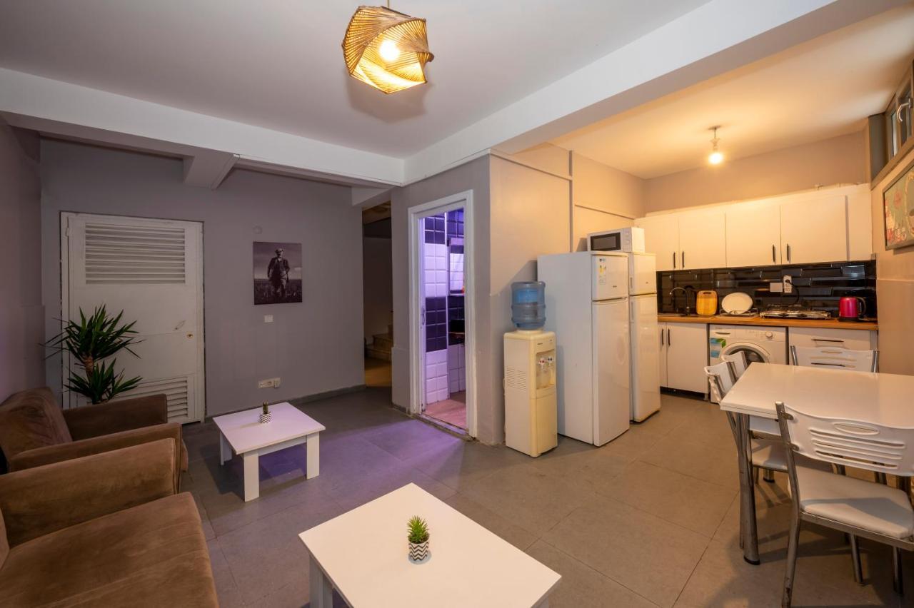 Taksim Square Hostel