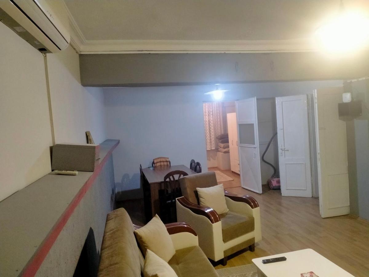 2 Bedrooms Area Located 1floor * İstanbul