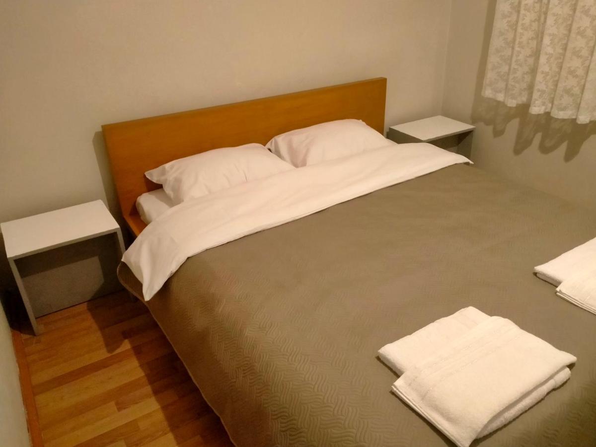 2 Bedrooms Area Located 1floor Daire *