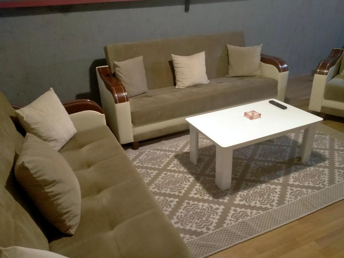 Daire 2 Bedrooms Area Located 1floor İstanbul