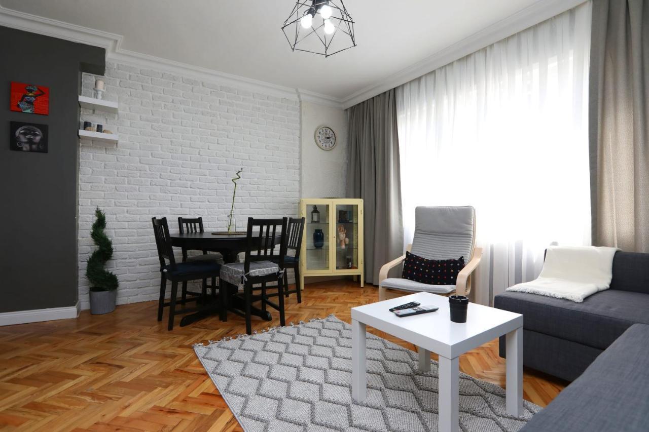 Stylish And Flat In Kadikoy Apartment Istanbul