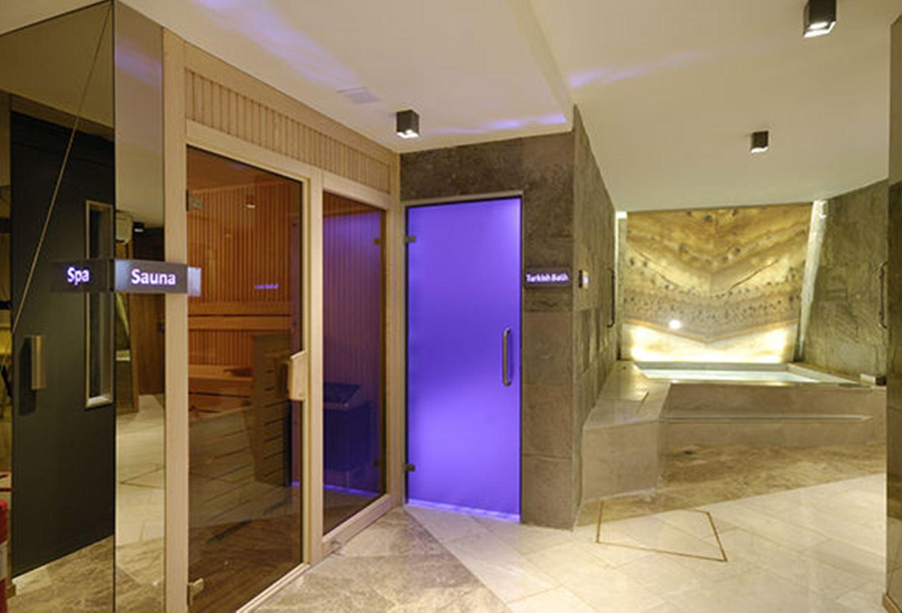 Otel Tulip & 4*