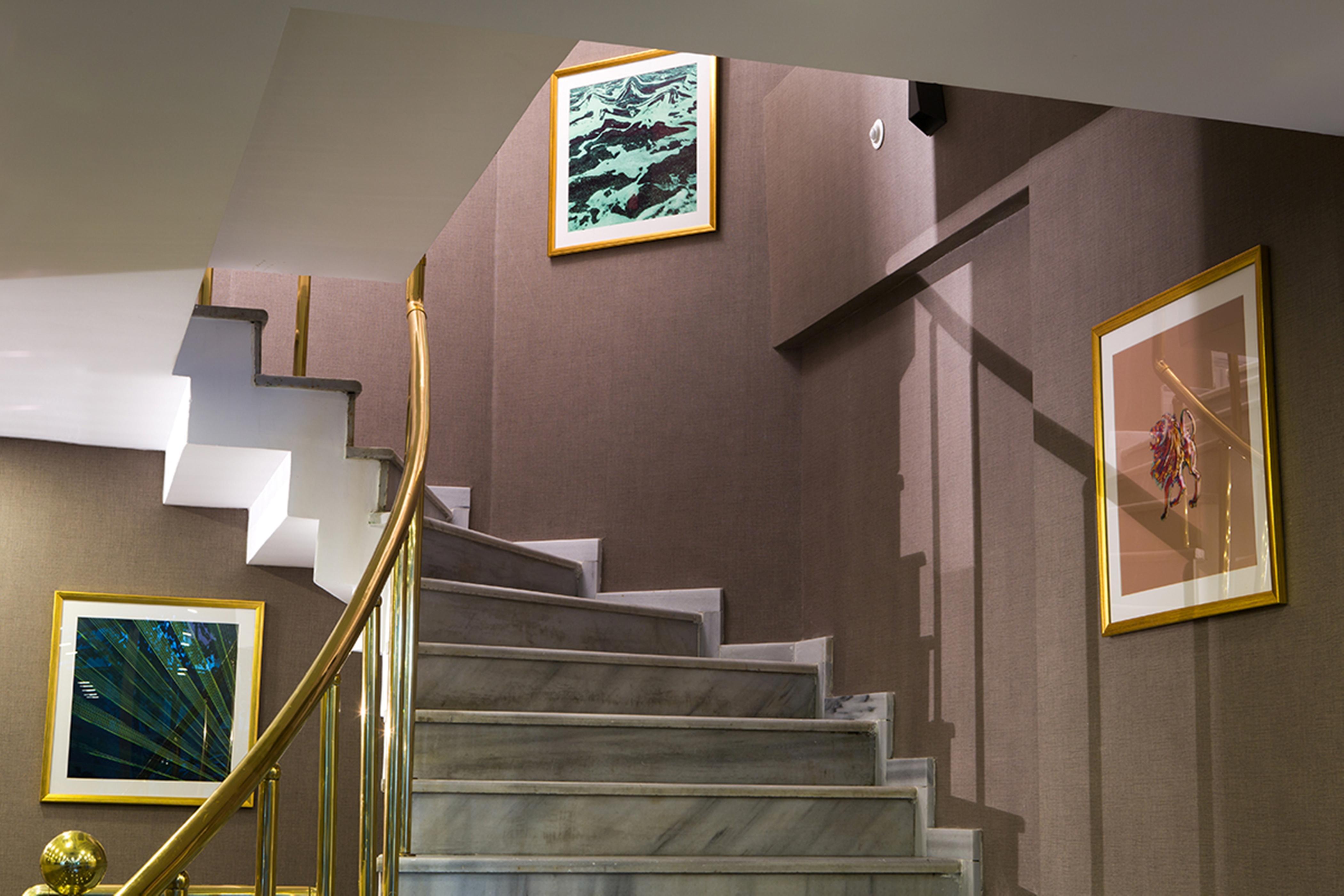 Molton Monapart Mecidiyekoy Istanbul