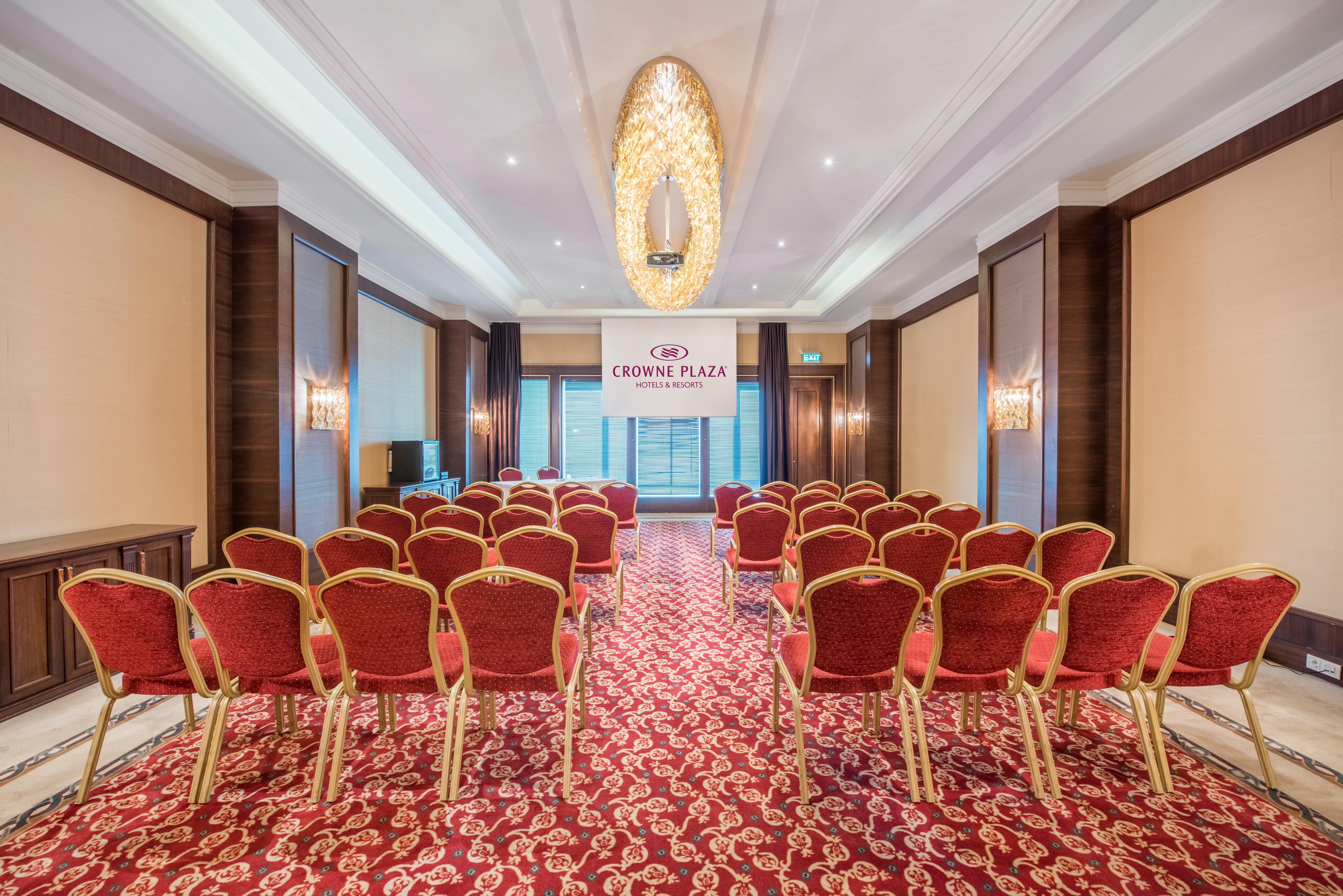 Crowne Plaza By Ihg 5* Istanbul