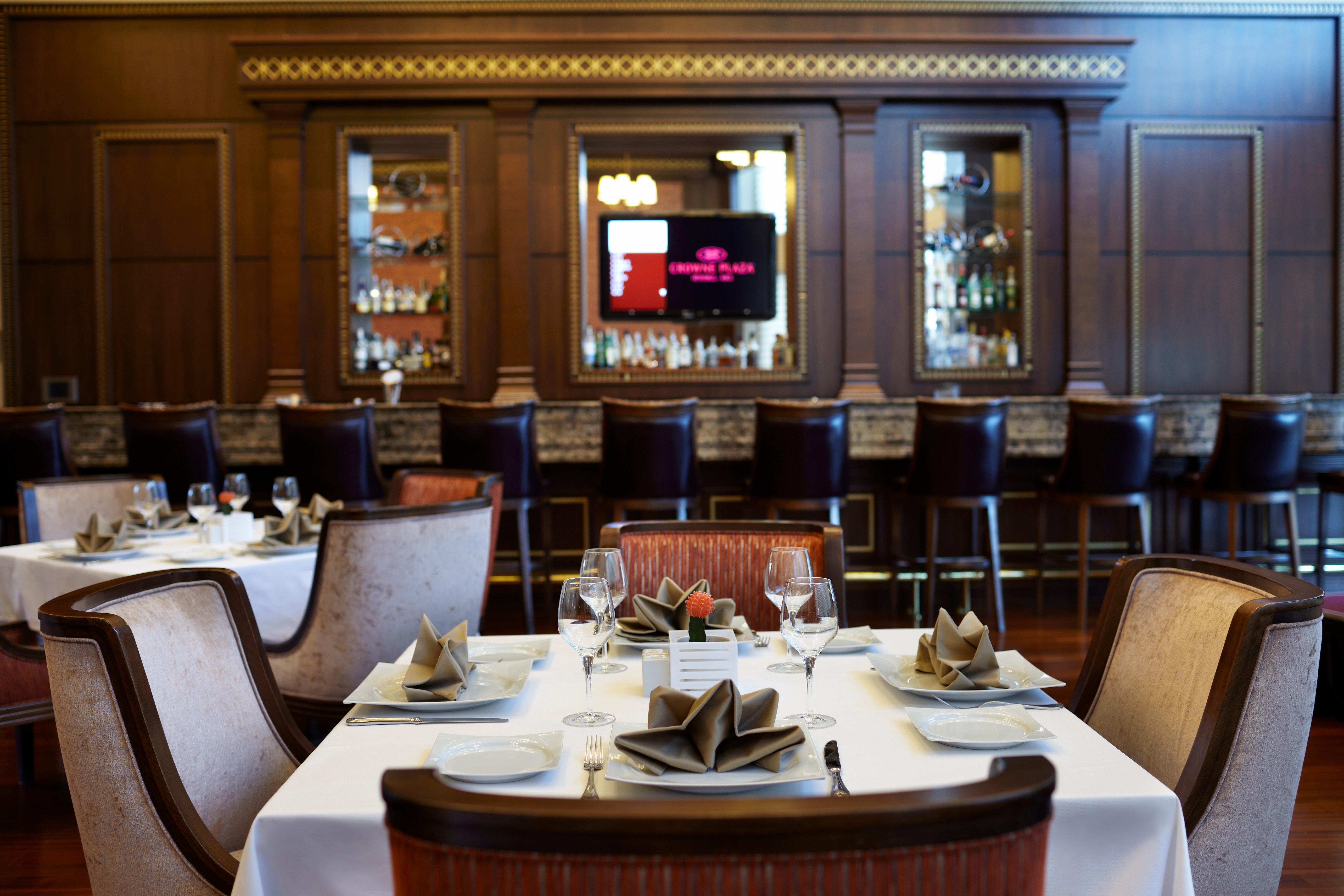 Hotel Crowne Plaza By Ihg Istanbul