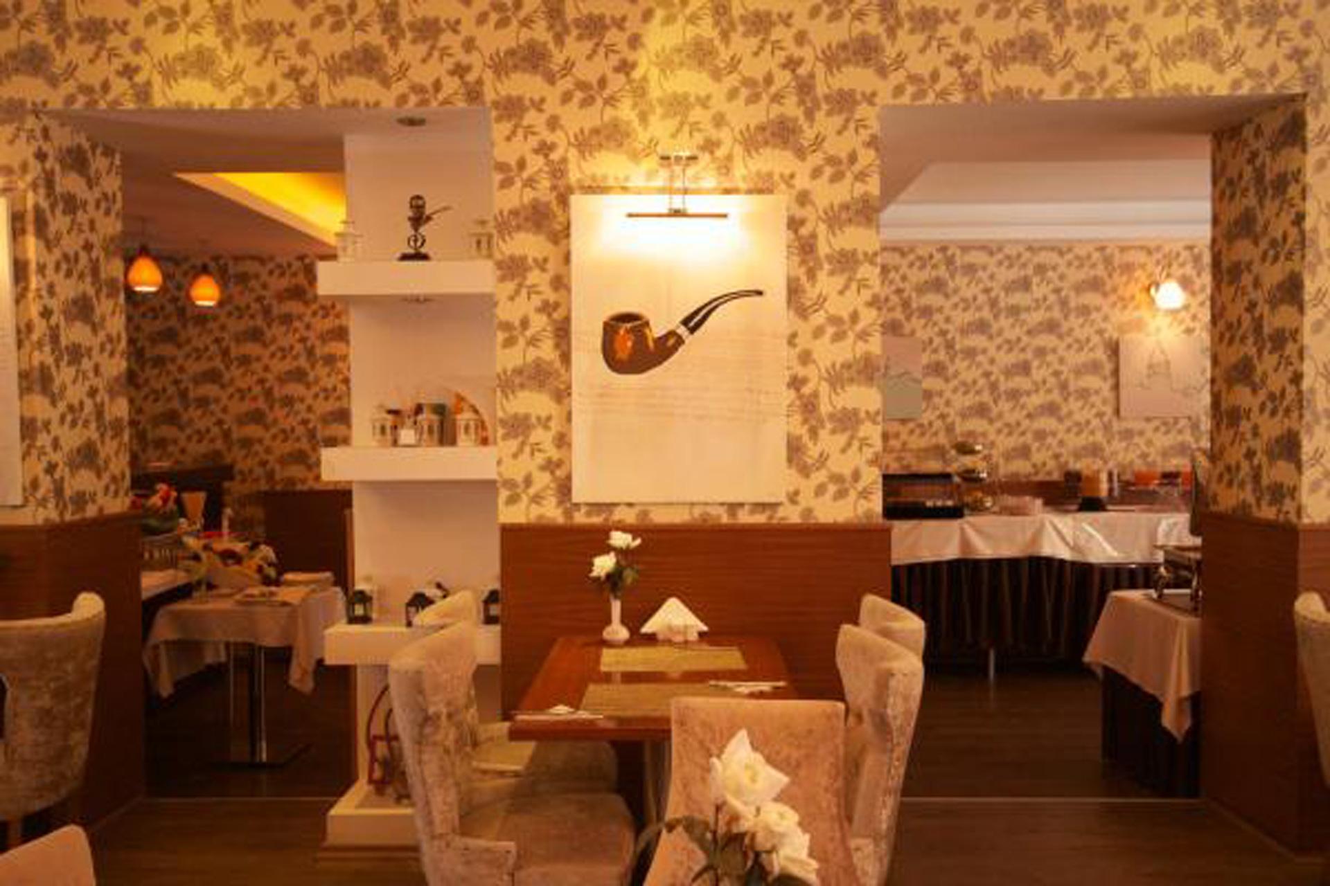 Hotel Senabil Old & 3*