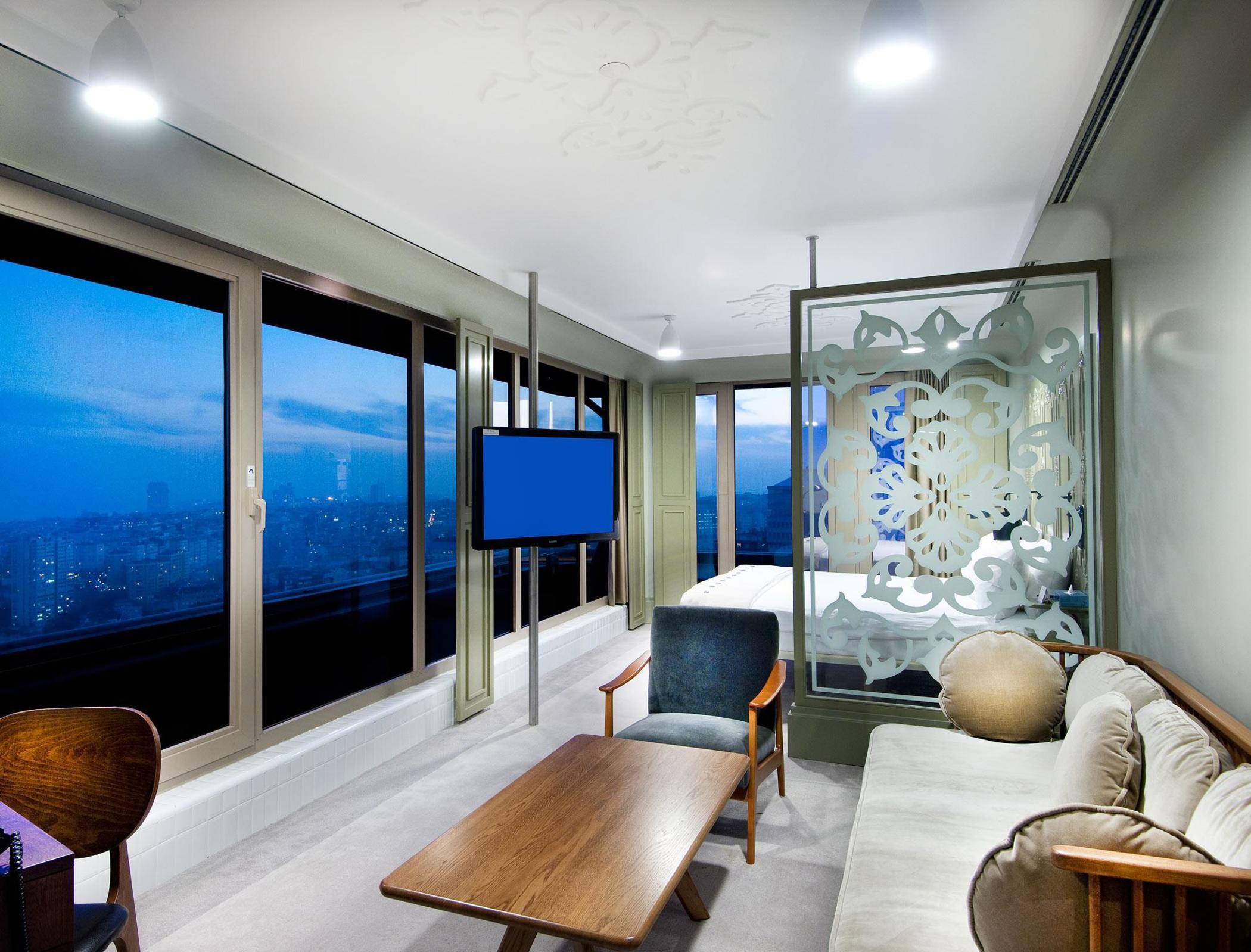 Hotel The Cettia 4*
