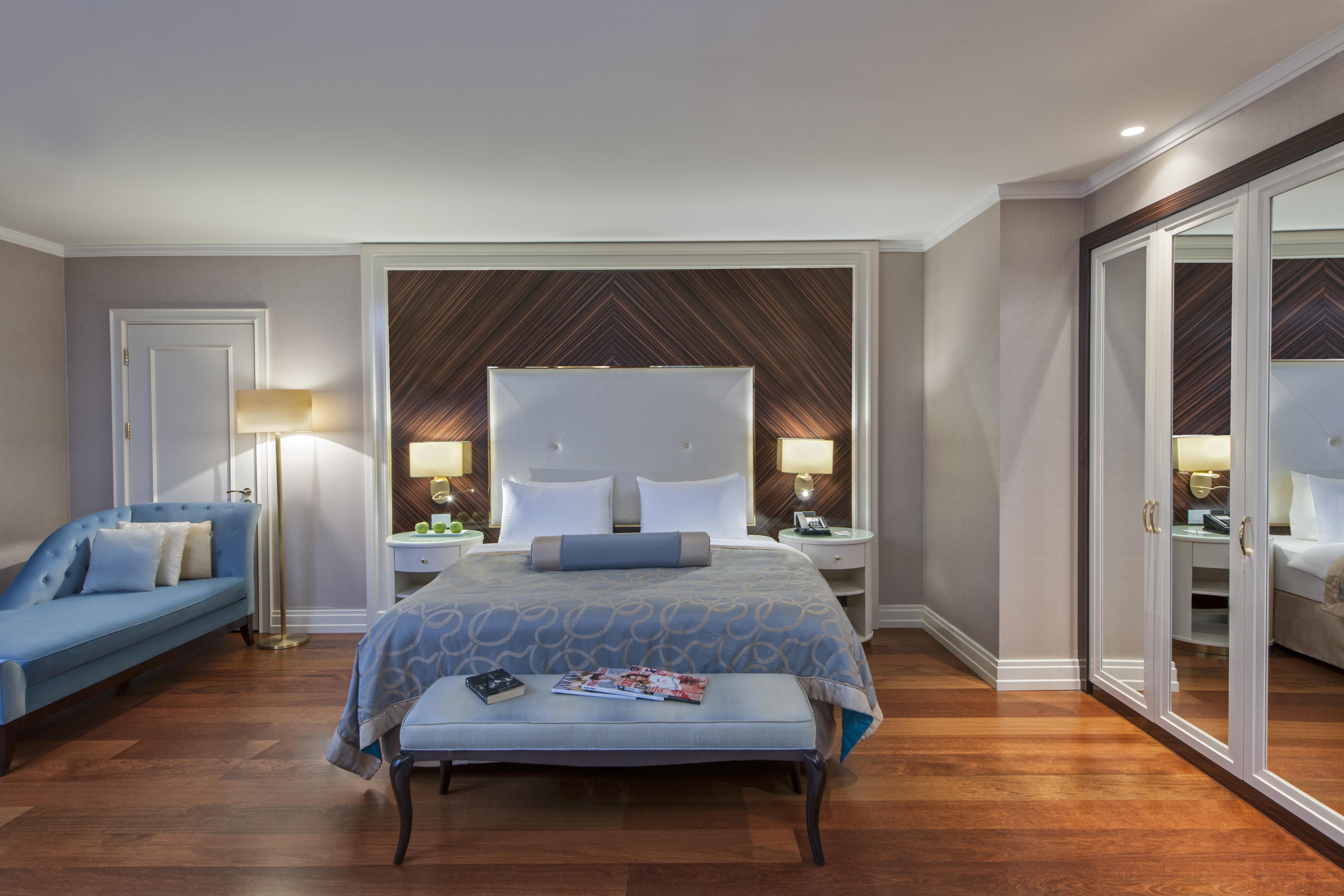 Elite World Florya Hotel 5*