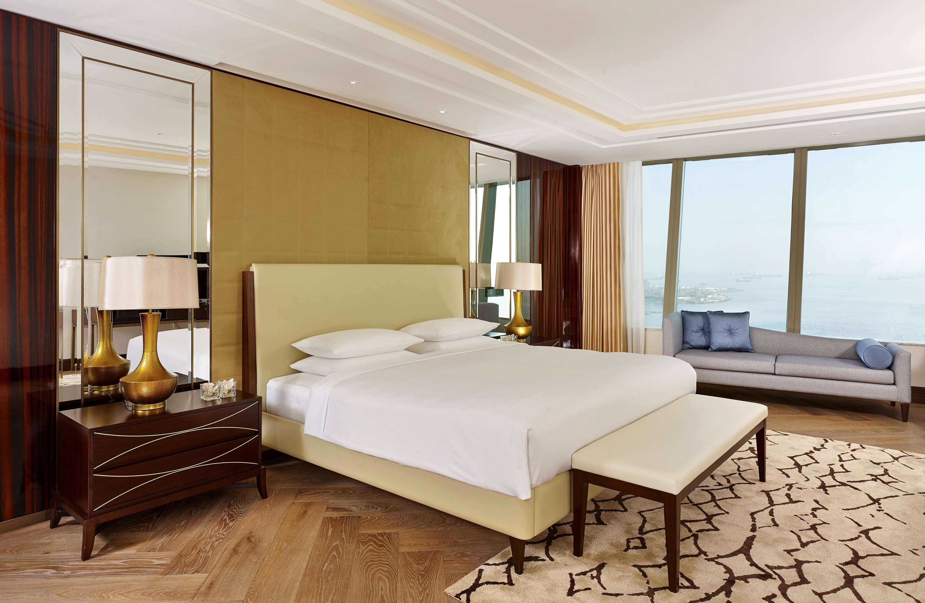Hyatt Regency Atakoy 5*