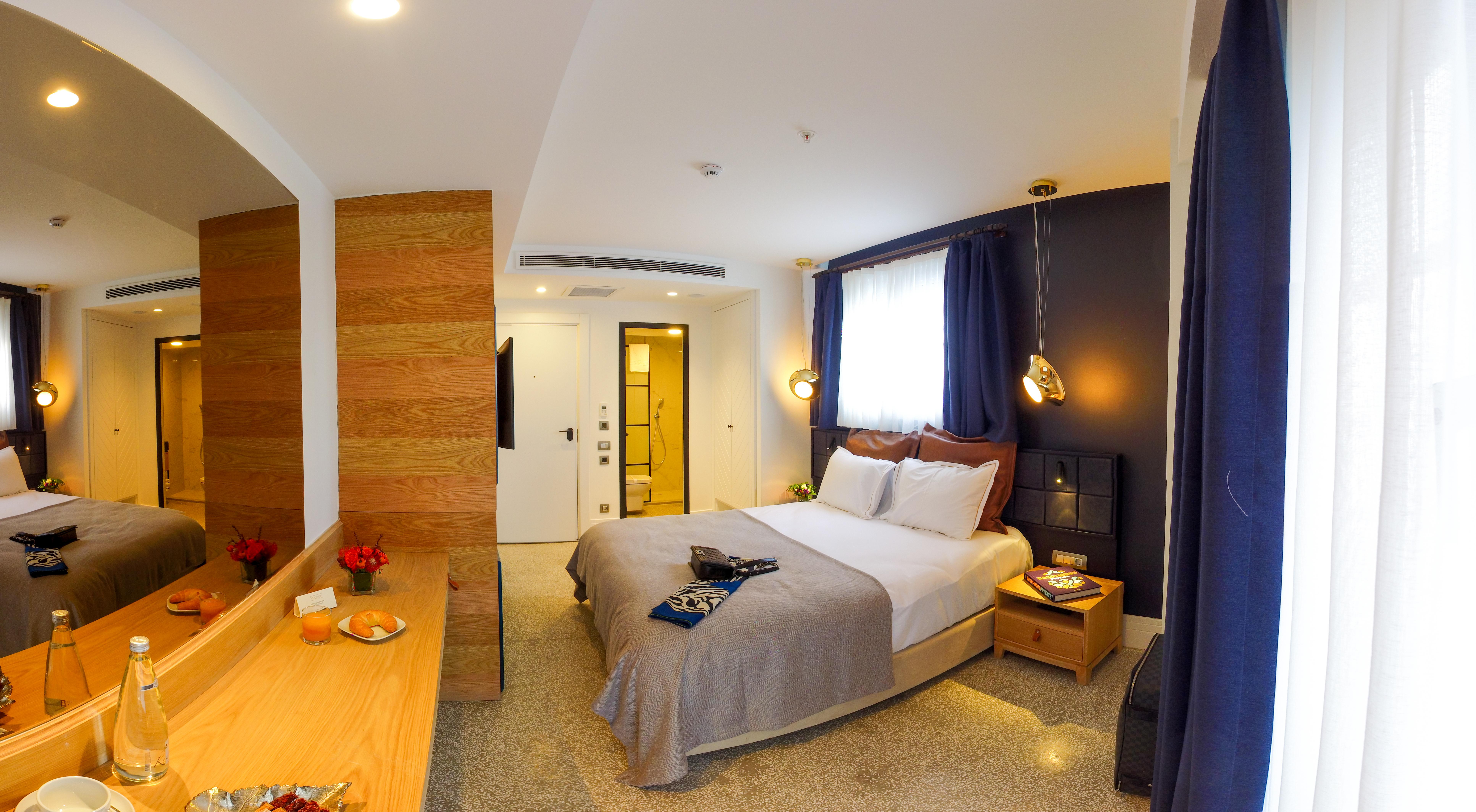 Hotel Maroon Tomtom 3*
