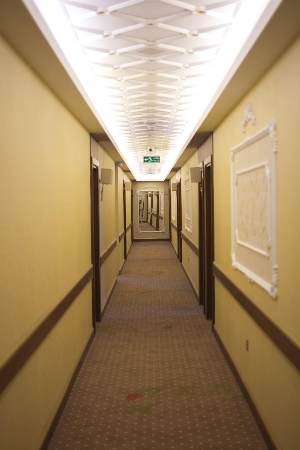 Hotel Mb Deluxe 4*