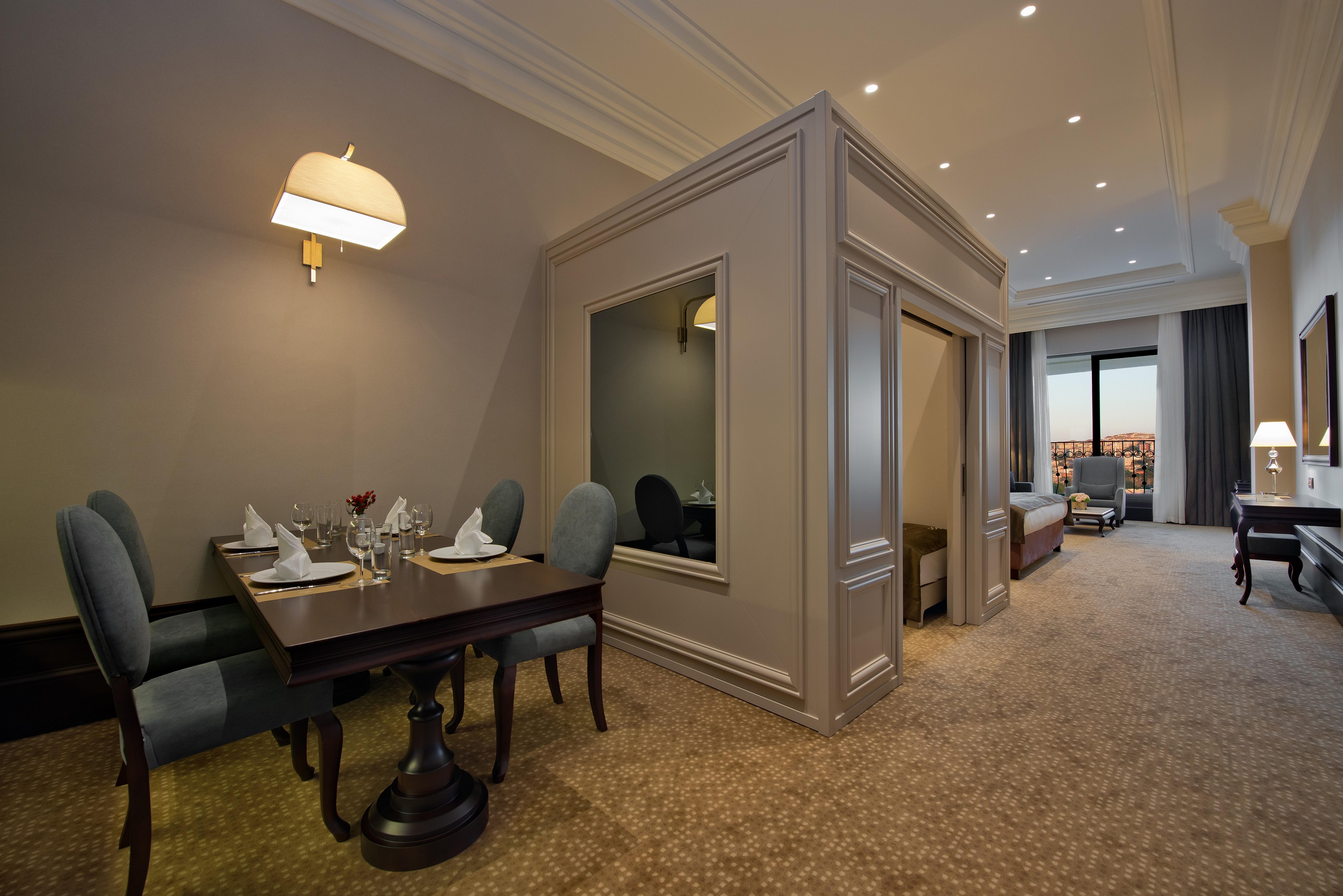Vialand Palace Hotel 4*