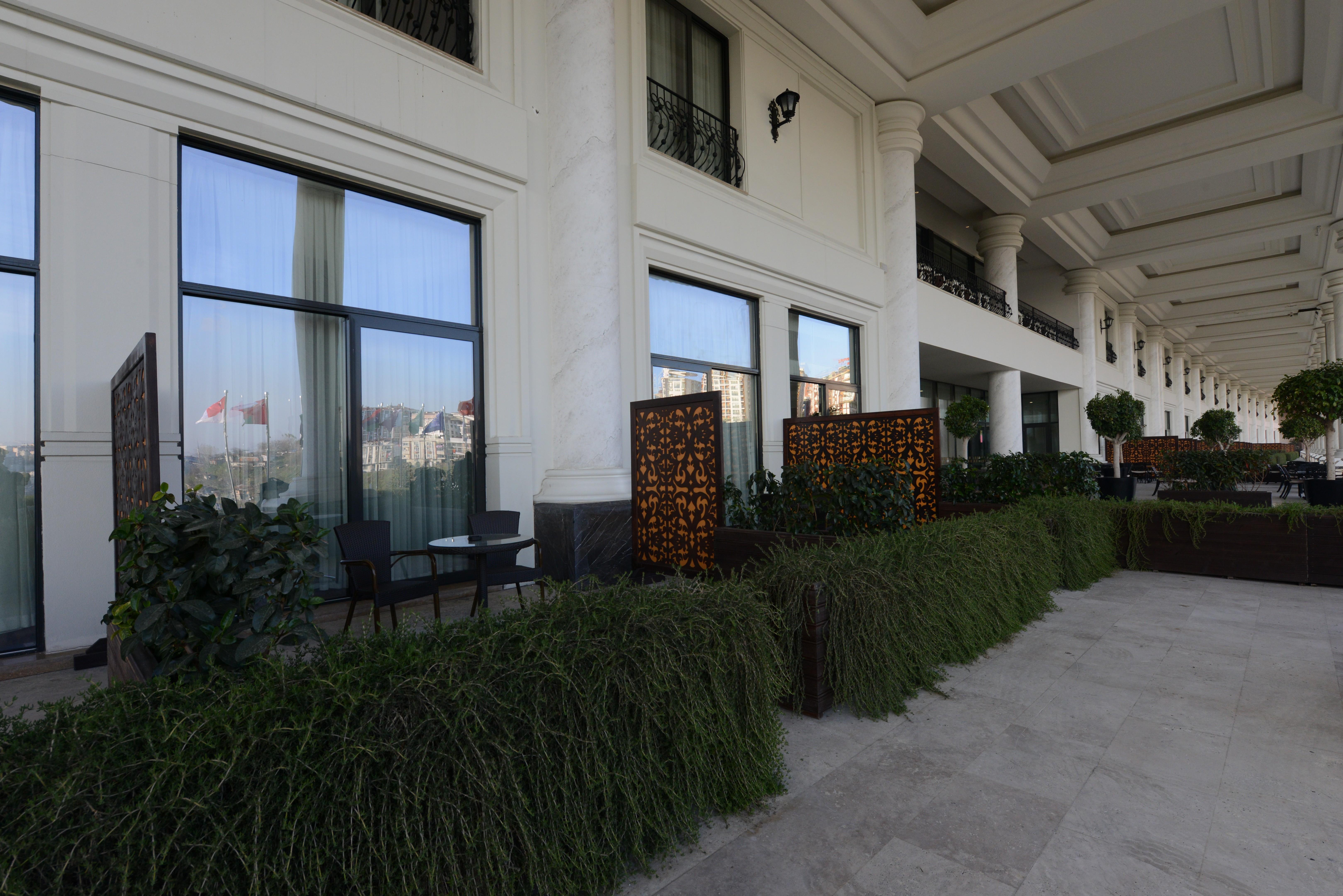 Vialand Palace Hotel 4*
