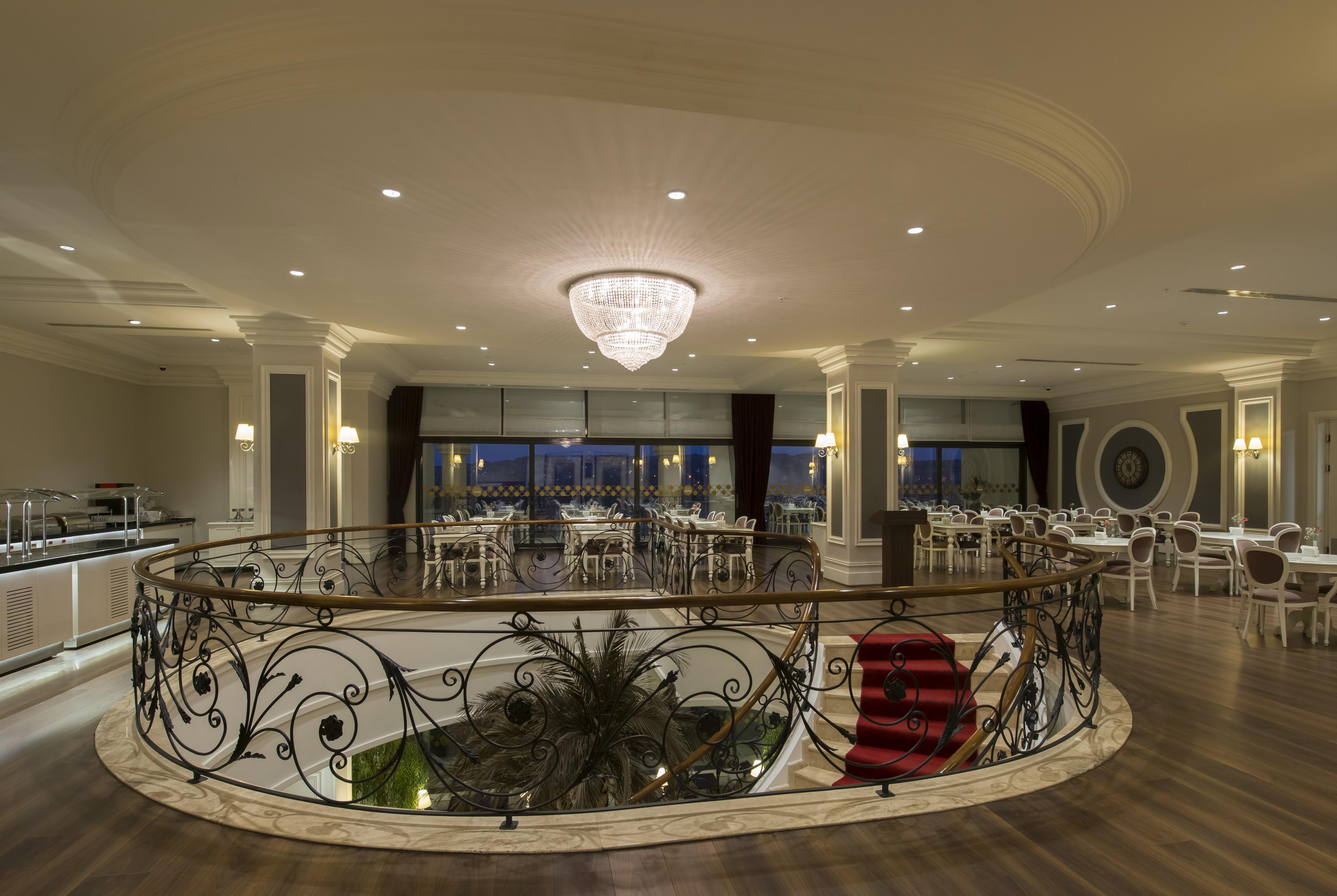 Vialand Palace 4*