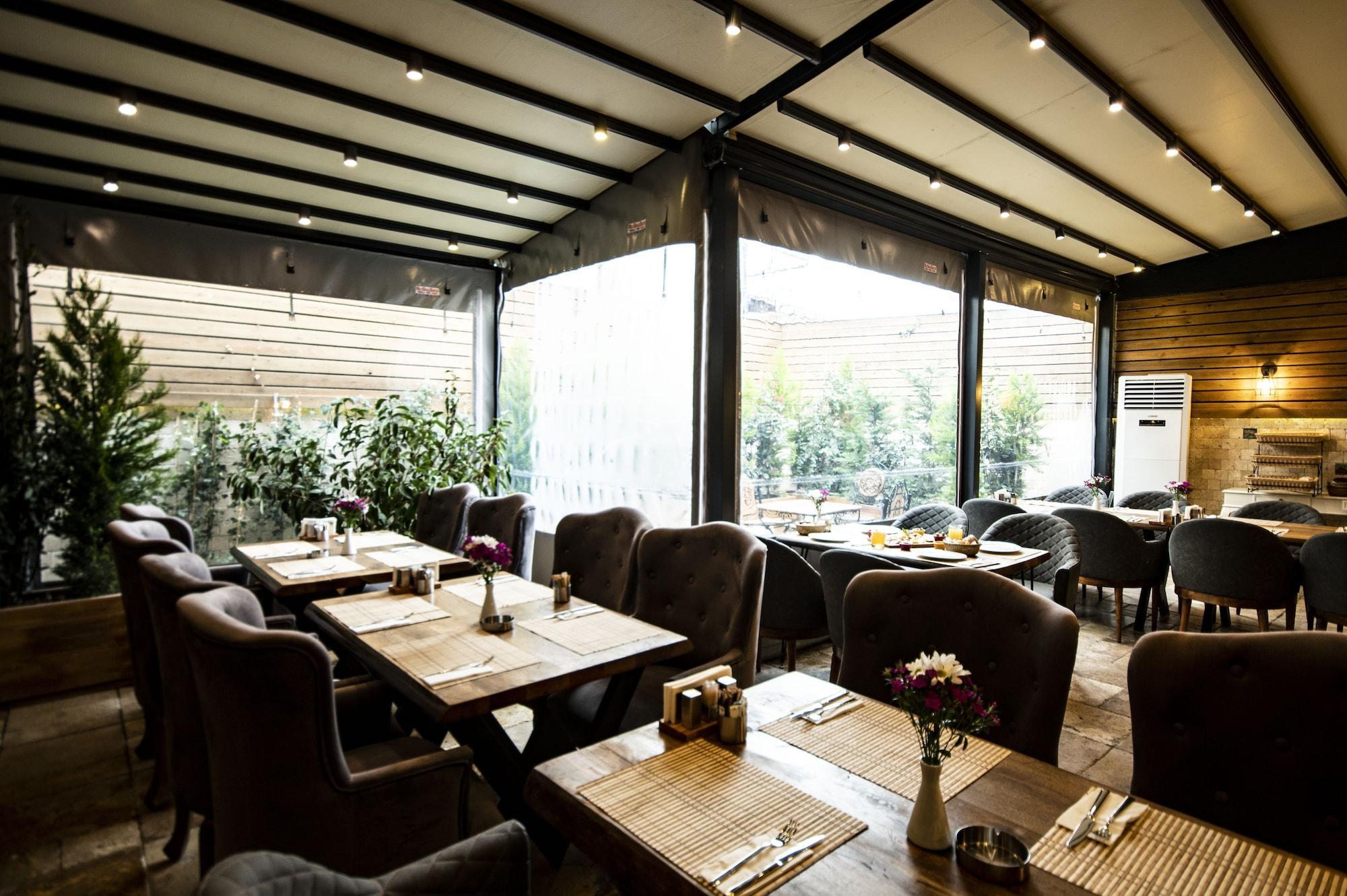 Pruva Hotel