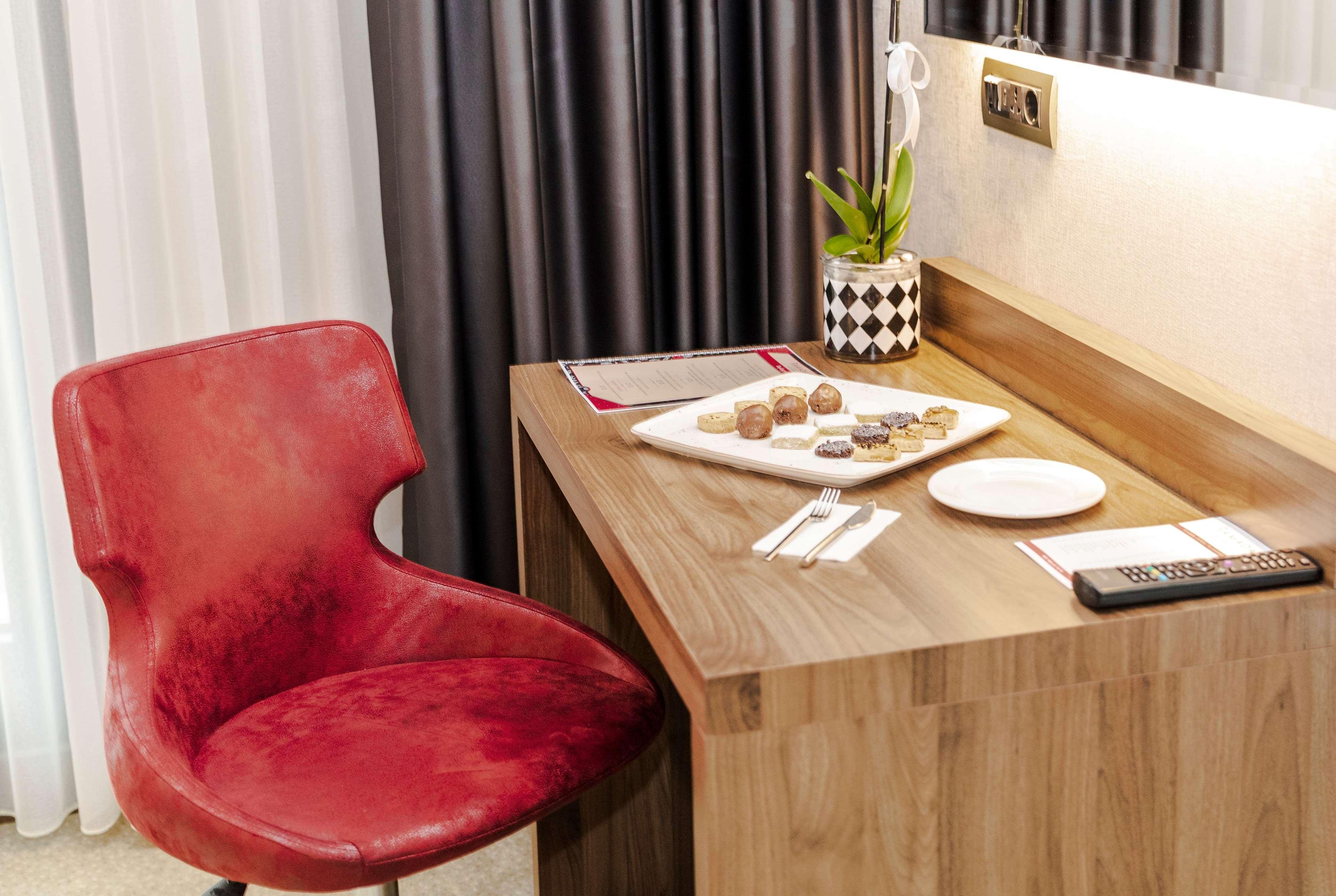 Hotel Ramada By Wyndham Beylikduzu