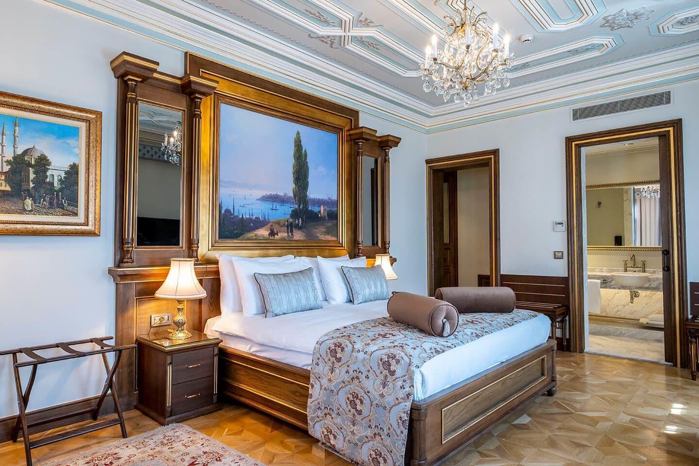Ortakoey Hotel 2*