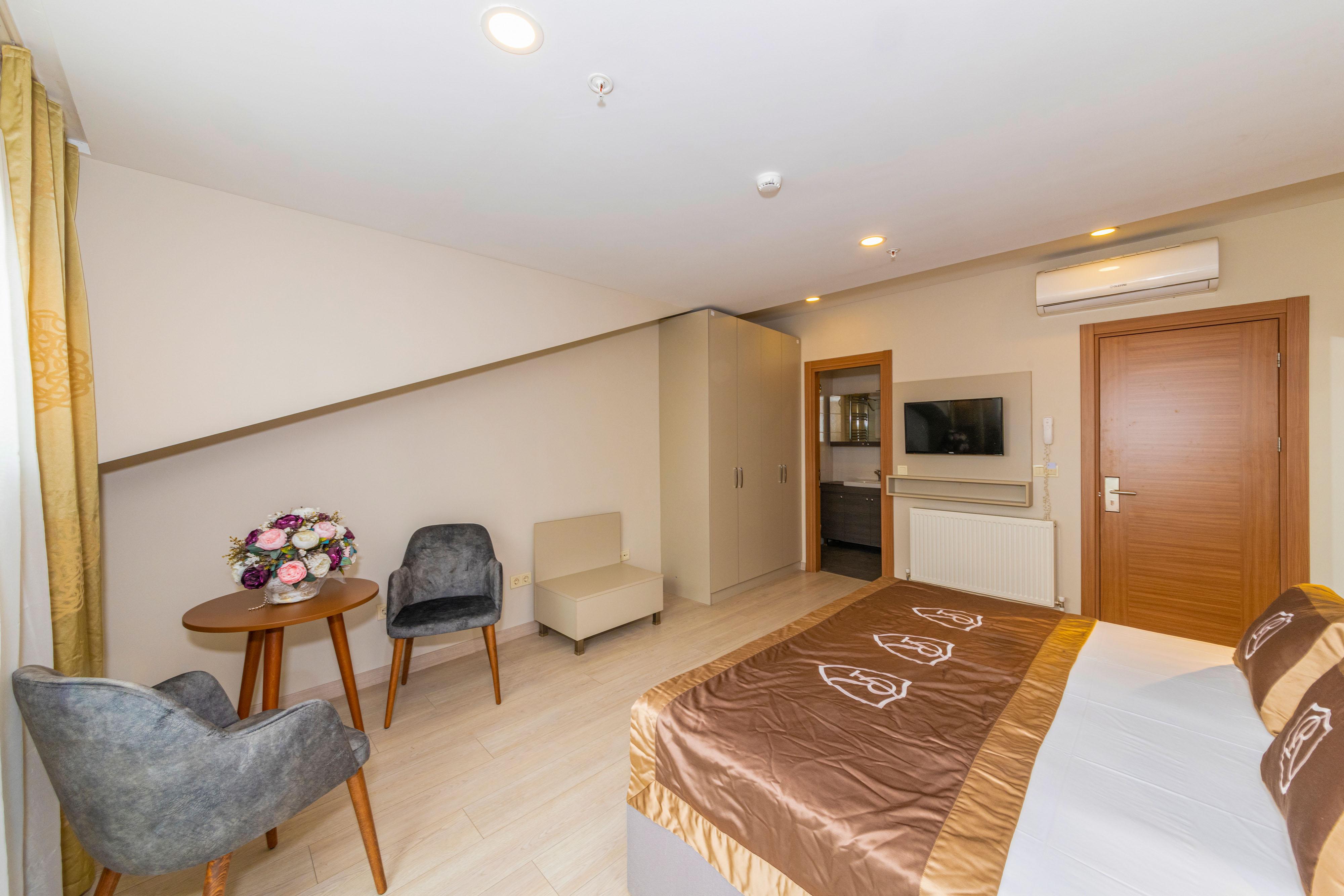Stayso By Cloud7 Hotel