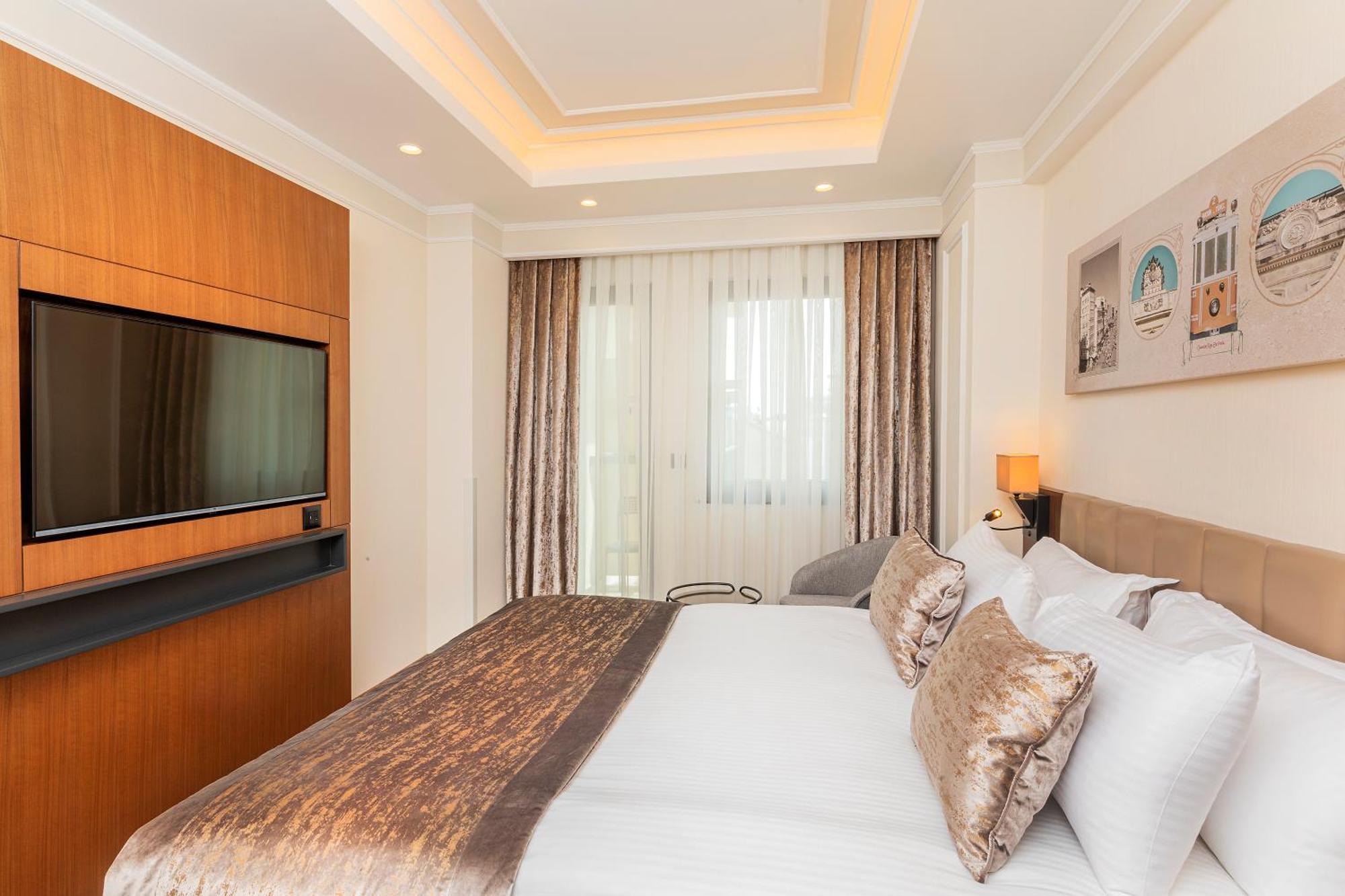 Mukarnas Pera Hotel 4*