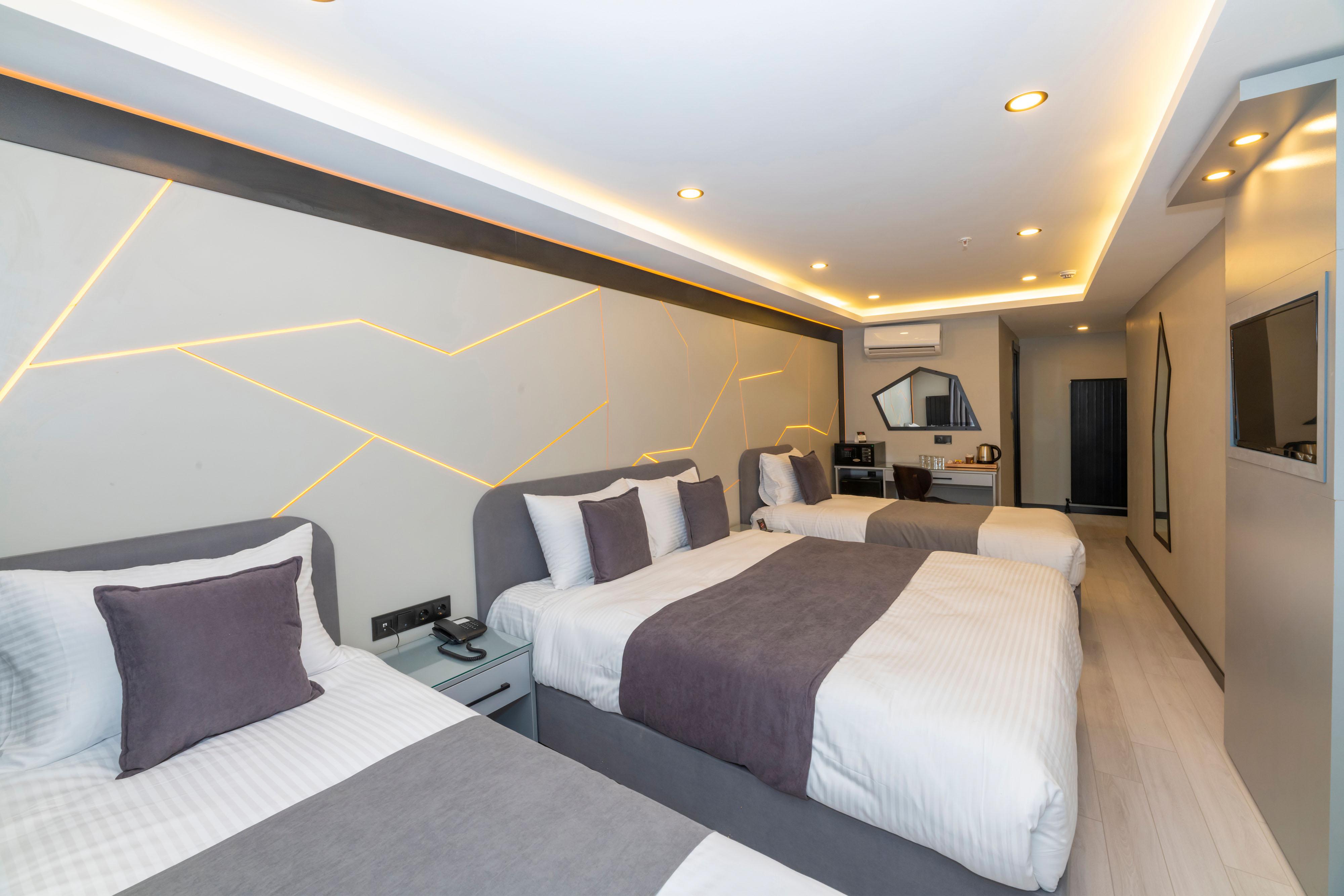 Hotel White Corner