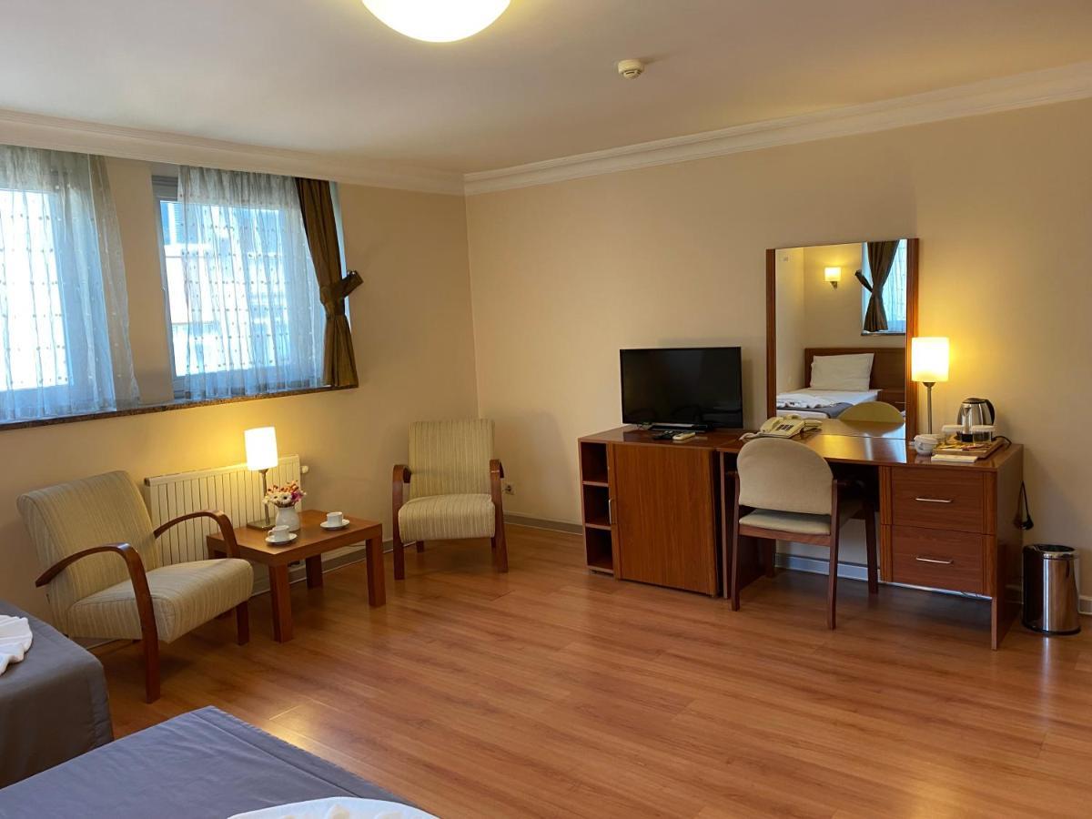 Hotel Triada Gayrettepe 3*