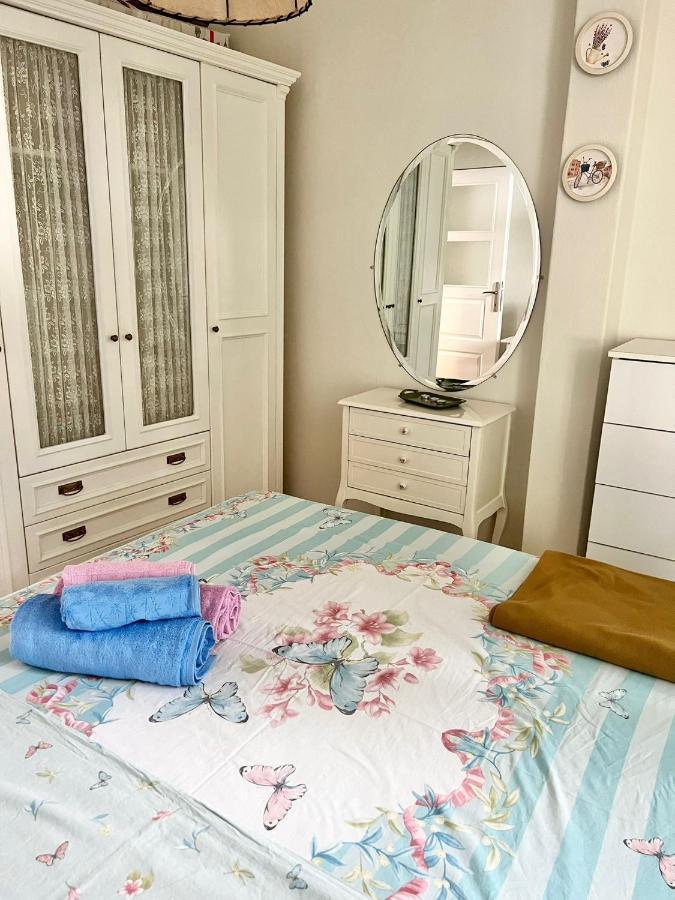 Apartment Very Close To Bosphorus, Beautiful 2 1 Salon Flat, Excellent Location