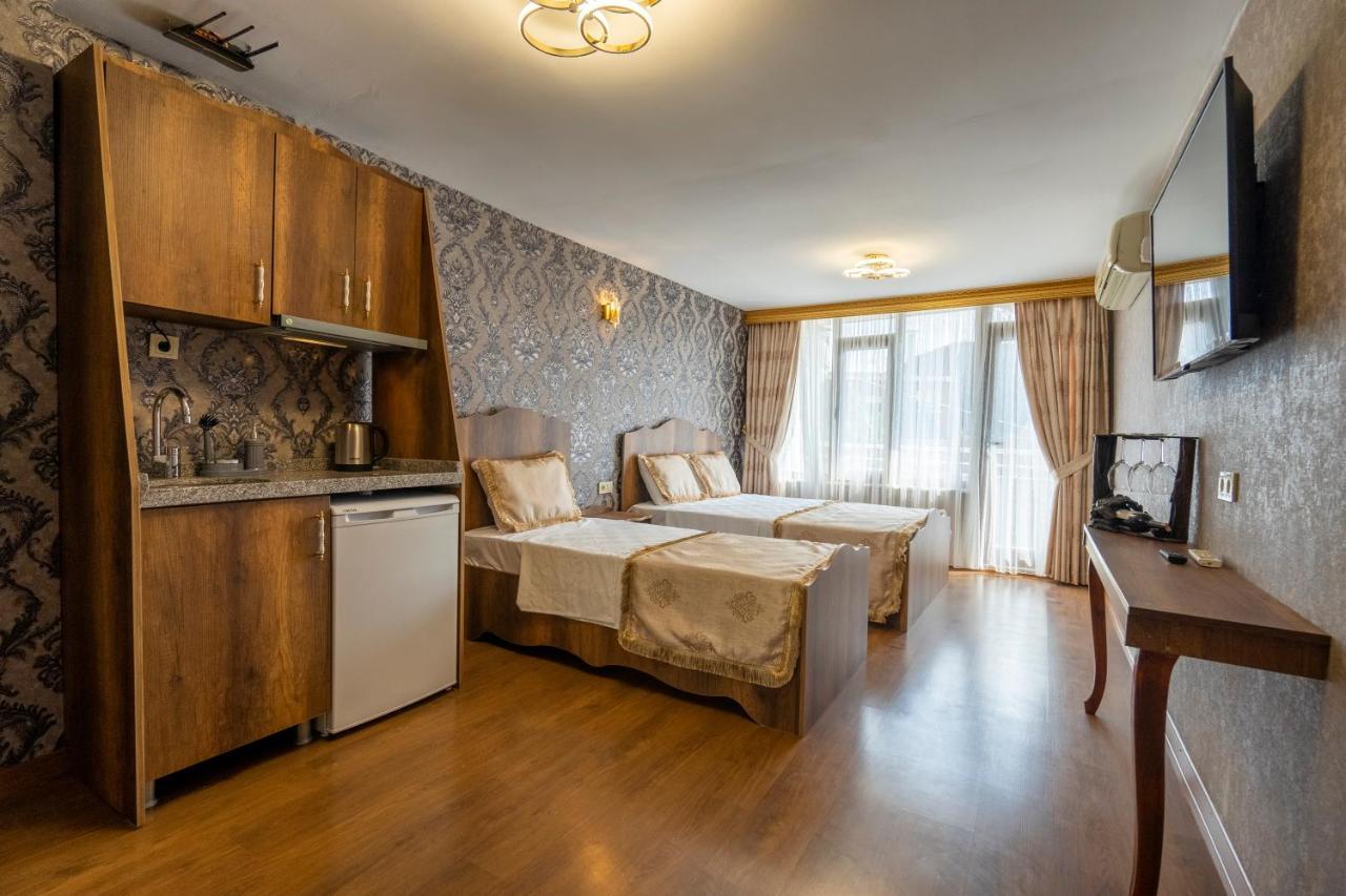 Ottoman World Apartment