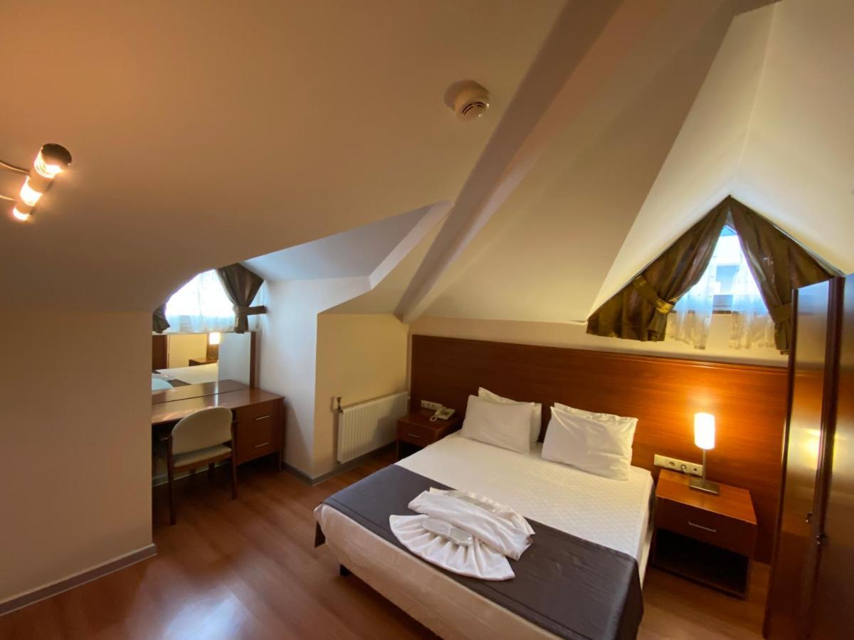 Triada Gayrettepe Hotel 3*