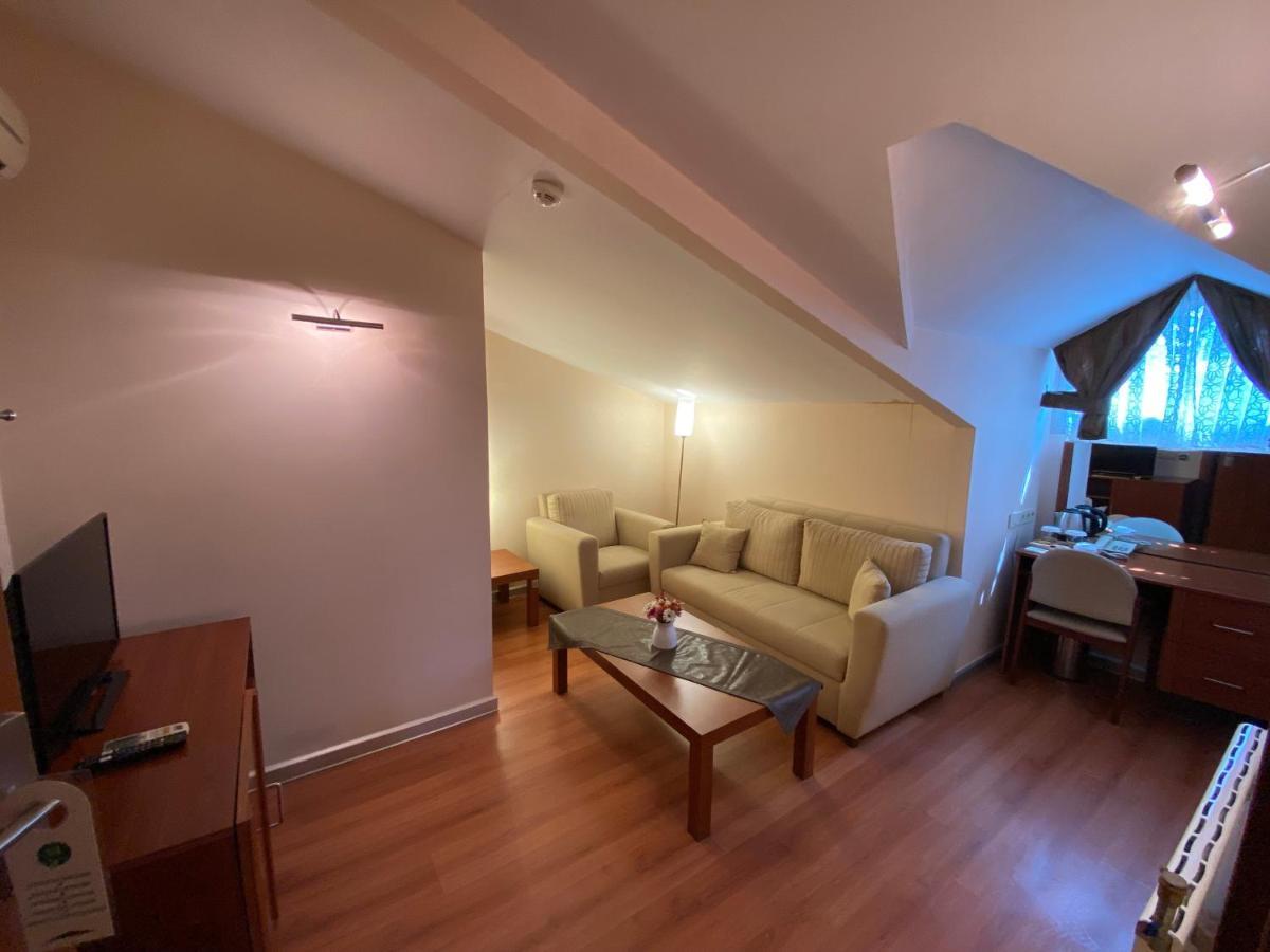 Hotel Triada Gayrettepe Istambul