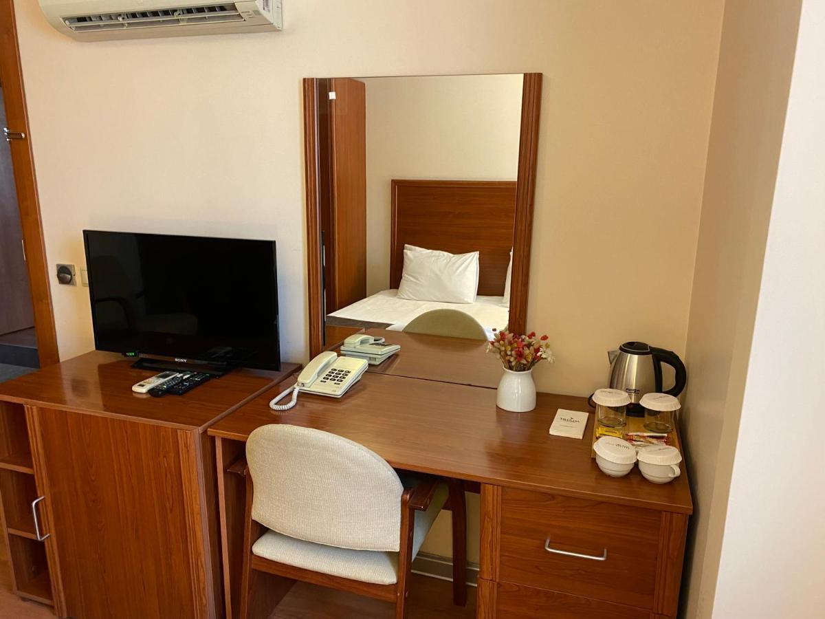 Hotel Triada Gayrettepe 3*