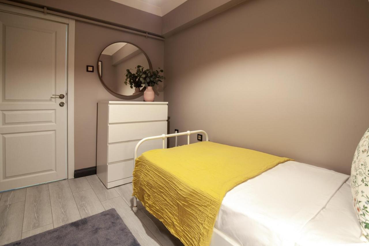 Comfy Apartment *