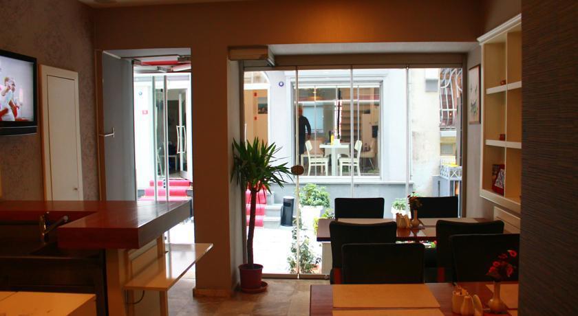 Hotel Alyon 3*