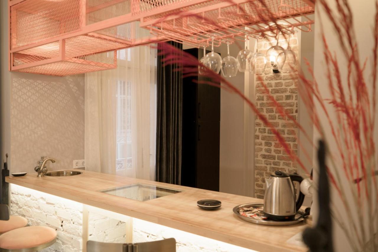 Apartment Flat With Turkish Hammam And Bar In Beyoglu Istanbul