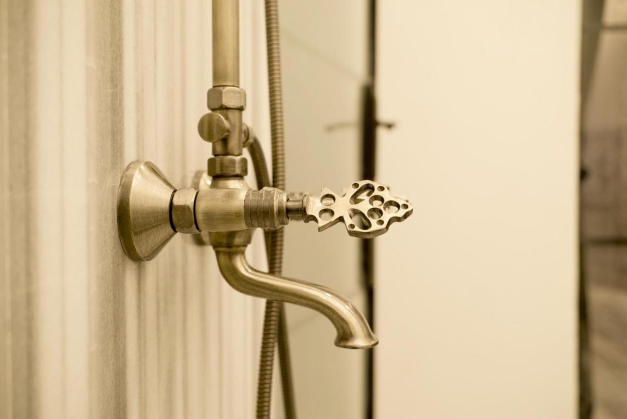 Flat With Turkish Hammam And Bar In Beyoglu Apartment *