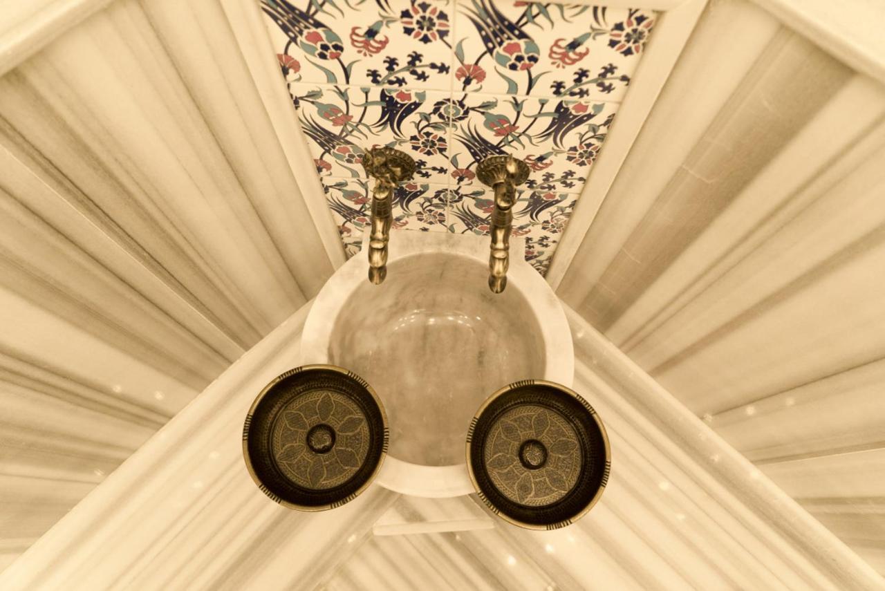 Apartment Flat With Turkish Hammam And Bar In Beyoglu