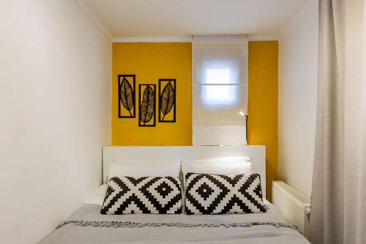 Superb Flat With View And Terrace In Beyoglu *