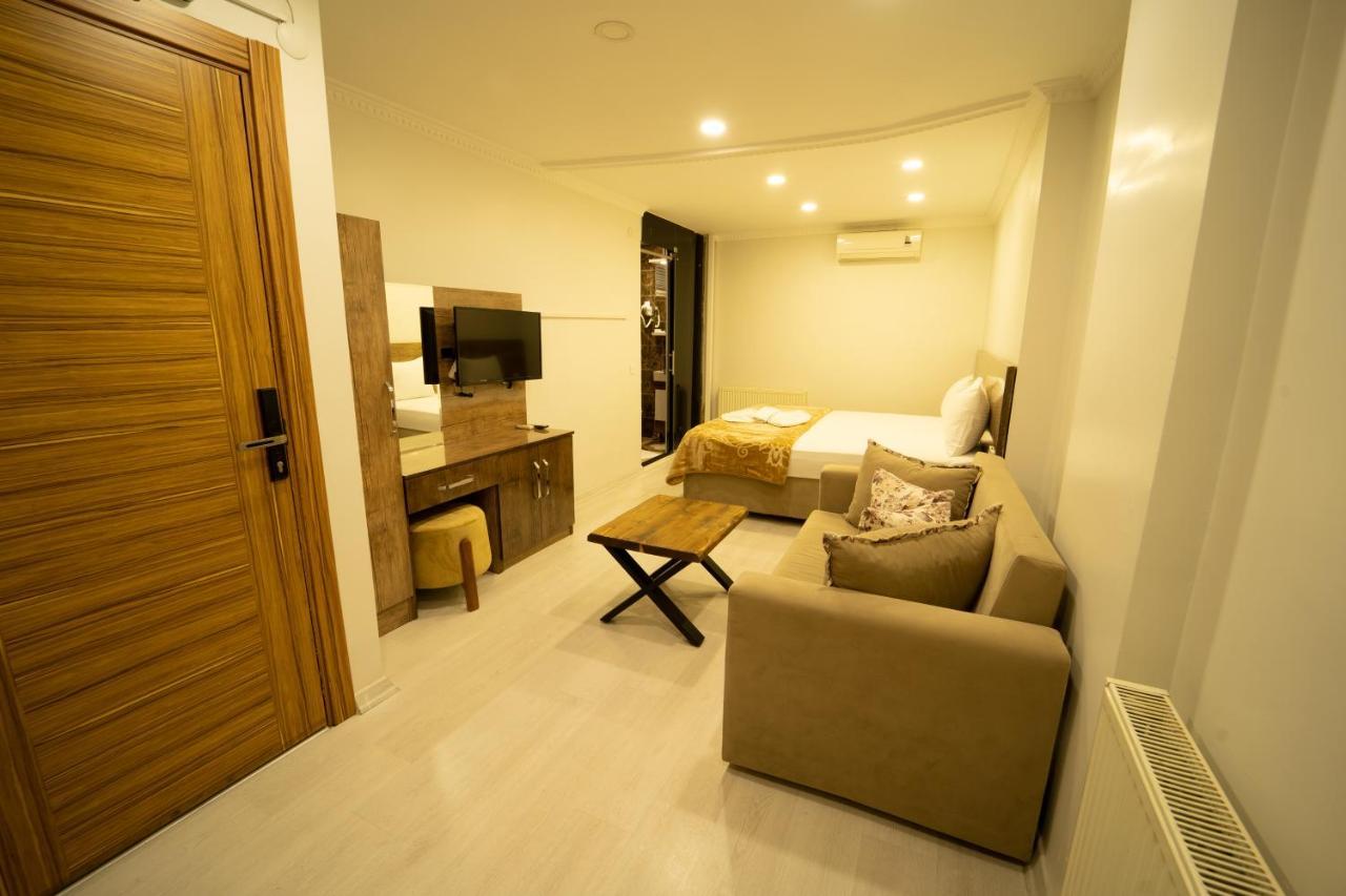 Zin Hotel